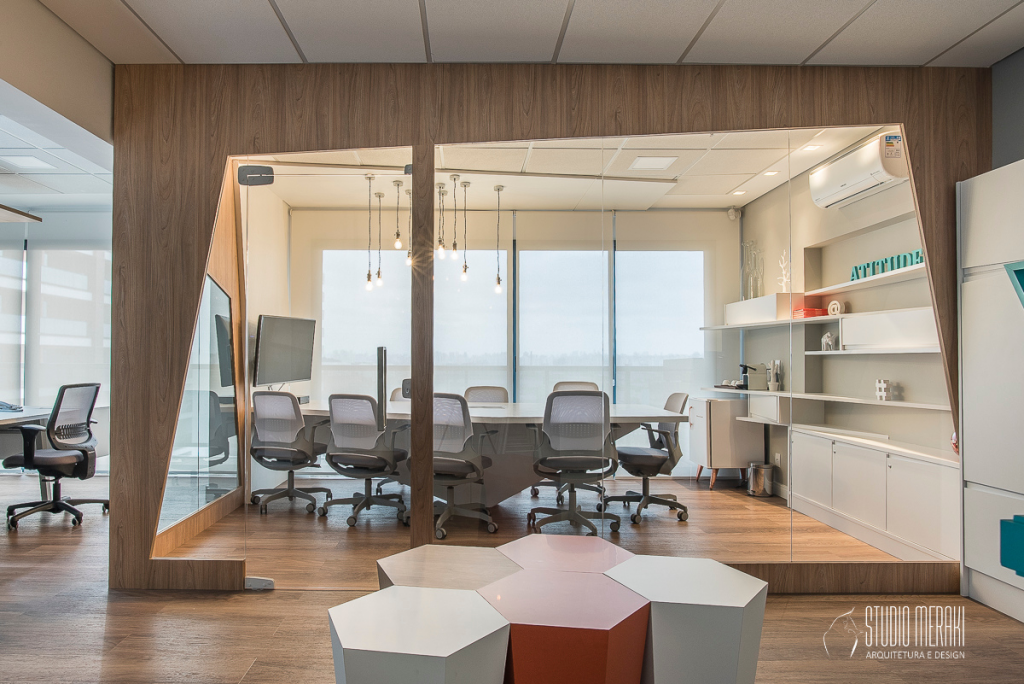 Dúvidas que você pode tirar com um arquiteto | Sala de reuniões | Studio Meraki